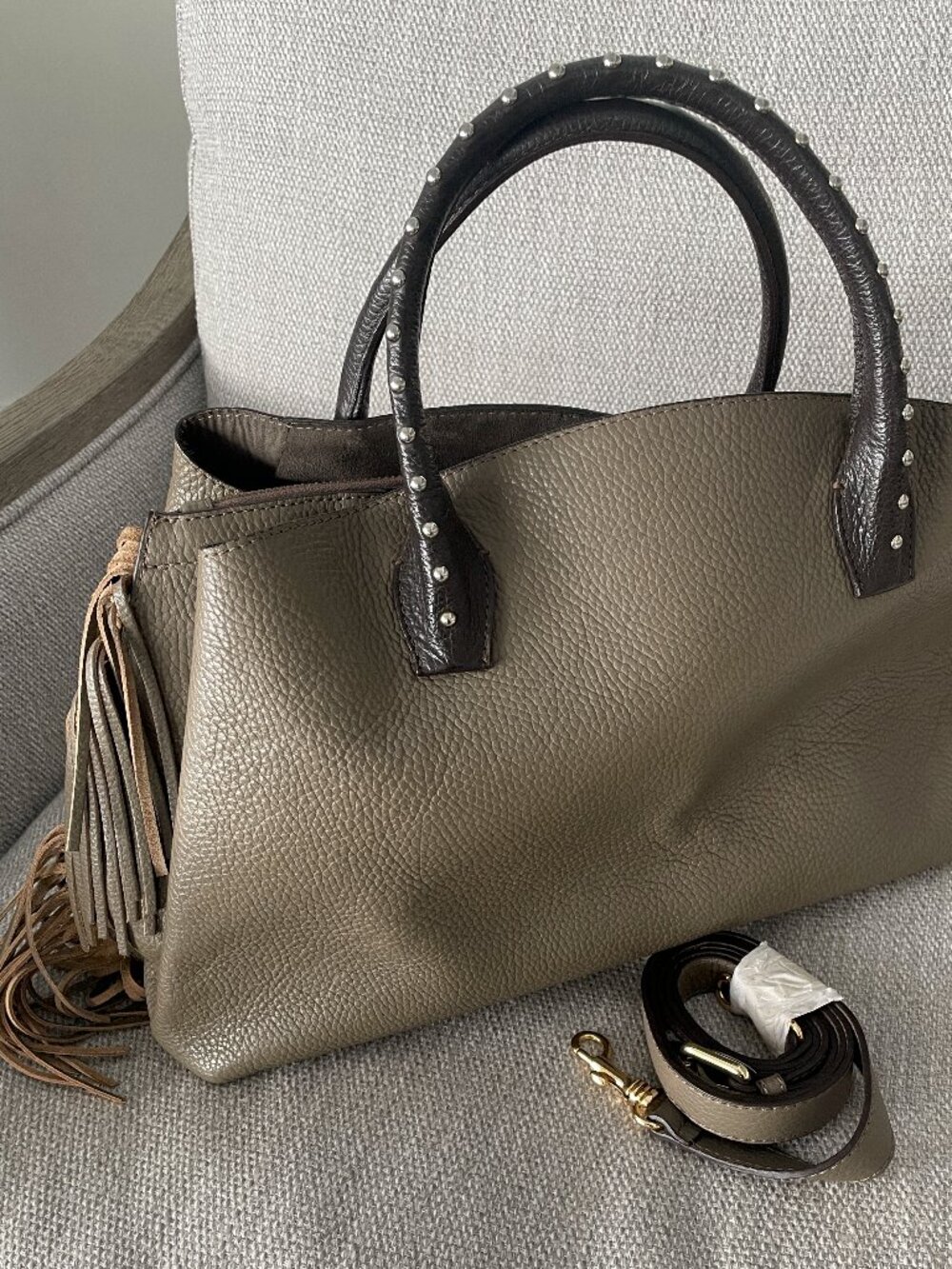 Iacucci Fringe Leather Tote Bag with Studded Handles – Made in Italy